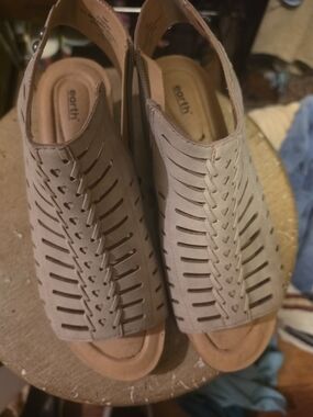 Earth Origins Women's Taupe Cutout Wedge Sandals